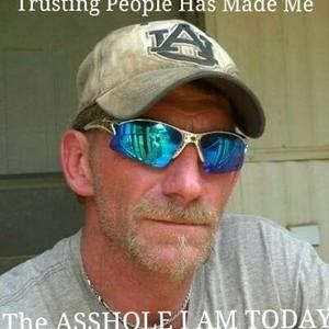 Meet your Posher, Chris